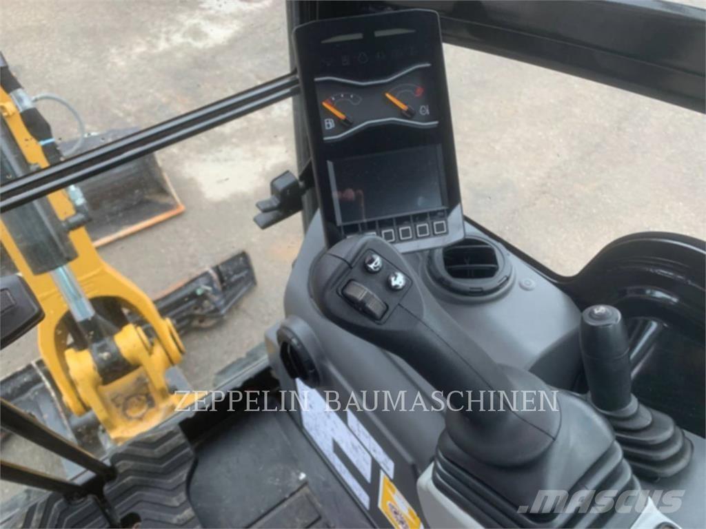 CAT 301.8-05A Lánctalpas kotrók