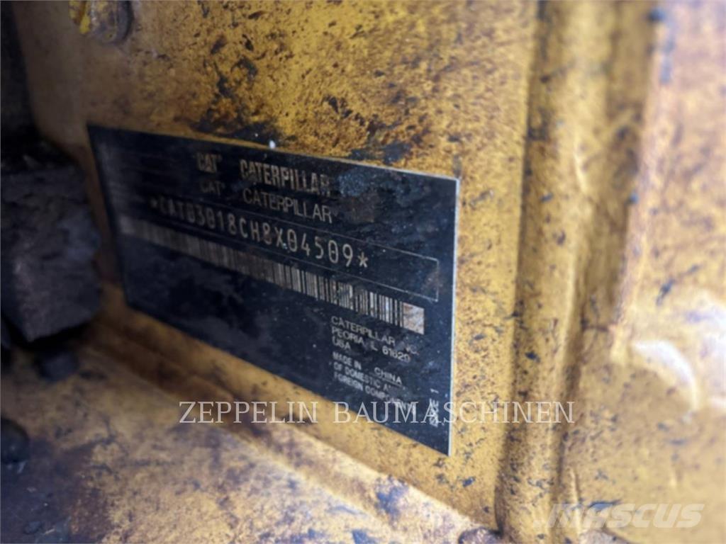 CAT 301.8-05A Lánctalpas kotrók