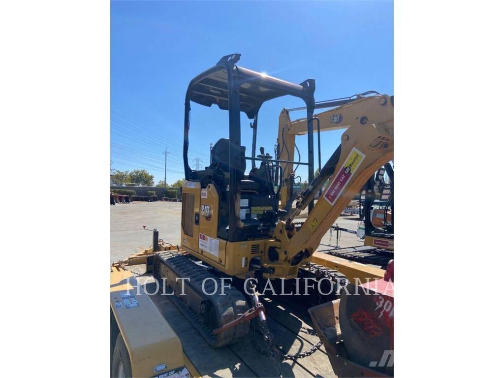 CAT 302 Lánctalpas kotrók