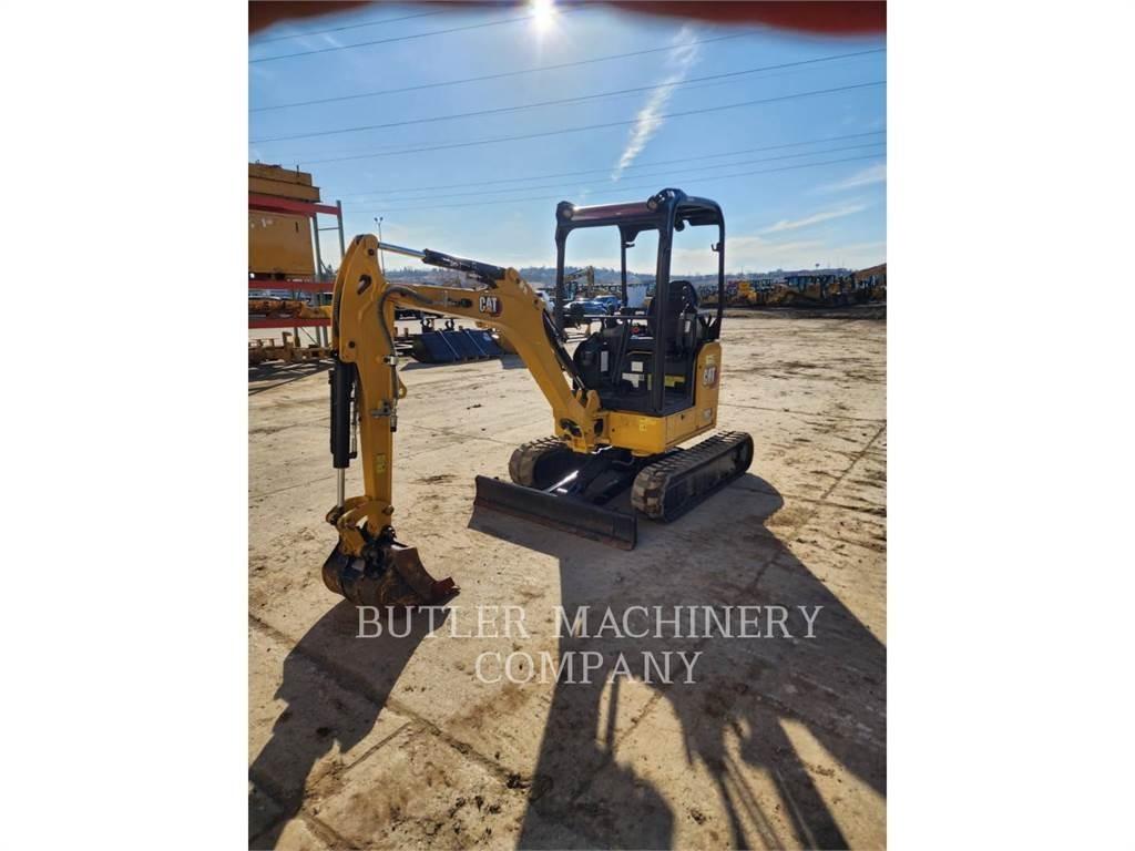 CAT 302-05A CR Lánctalpas kotrók