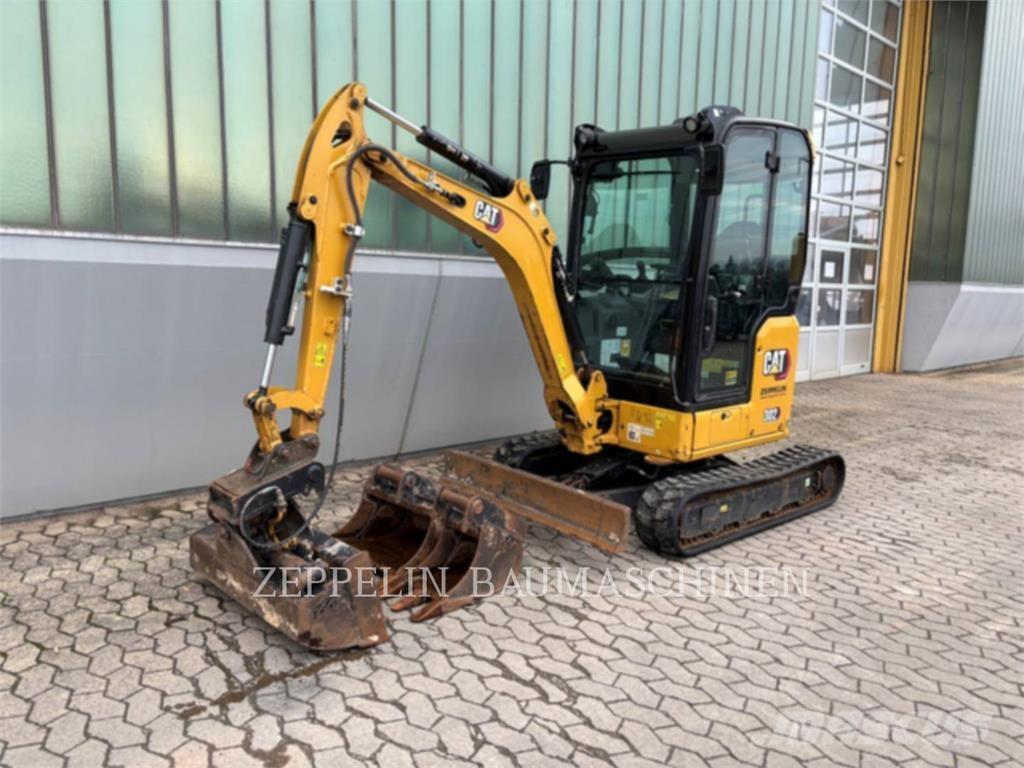 CAT 302-05A CR Lánctalpas kotrók