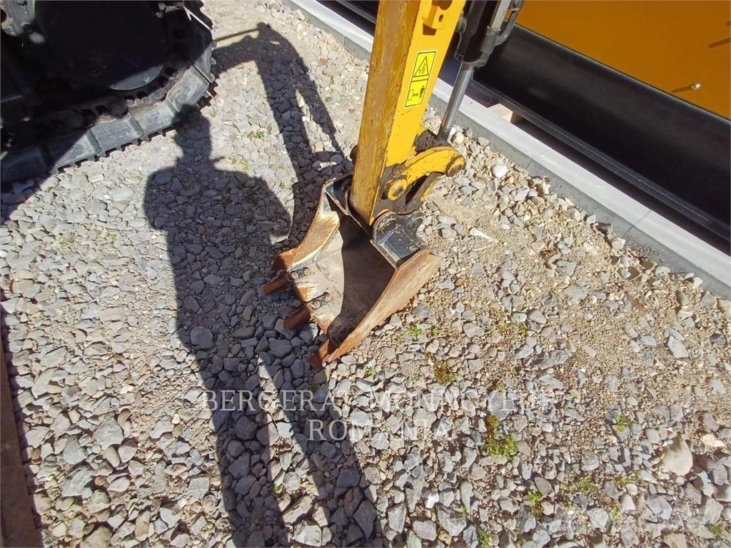 CAT 302-05CR Lánctalpas kotrók