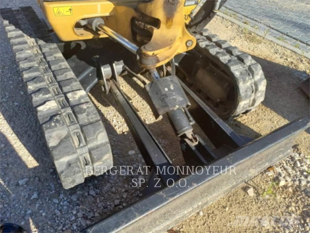 CAT 302.4D Lánctalpas kotrók
