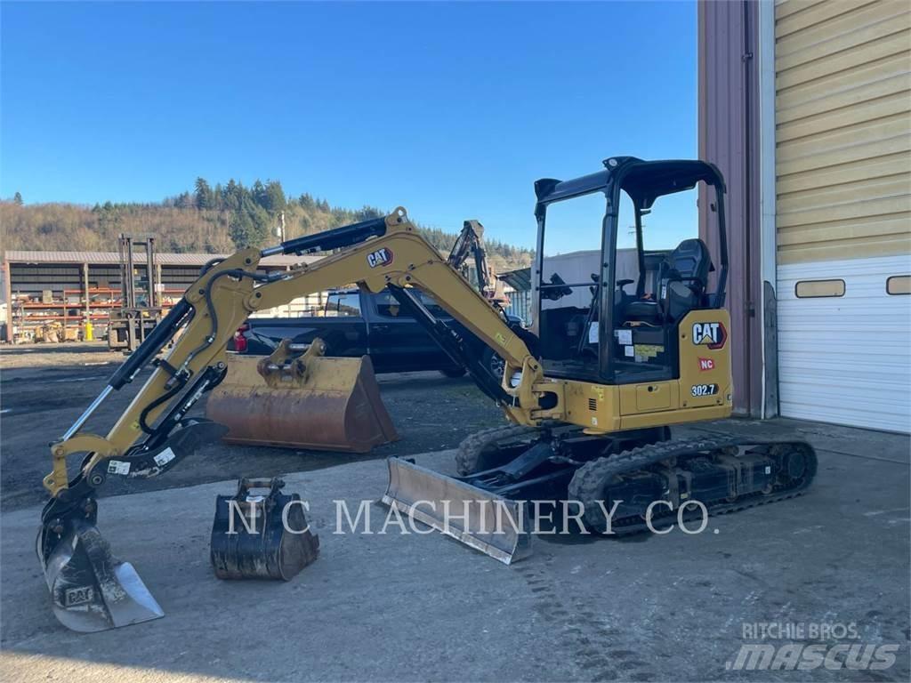 CAT 302.7 Lánctalpas kotrók