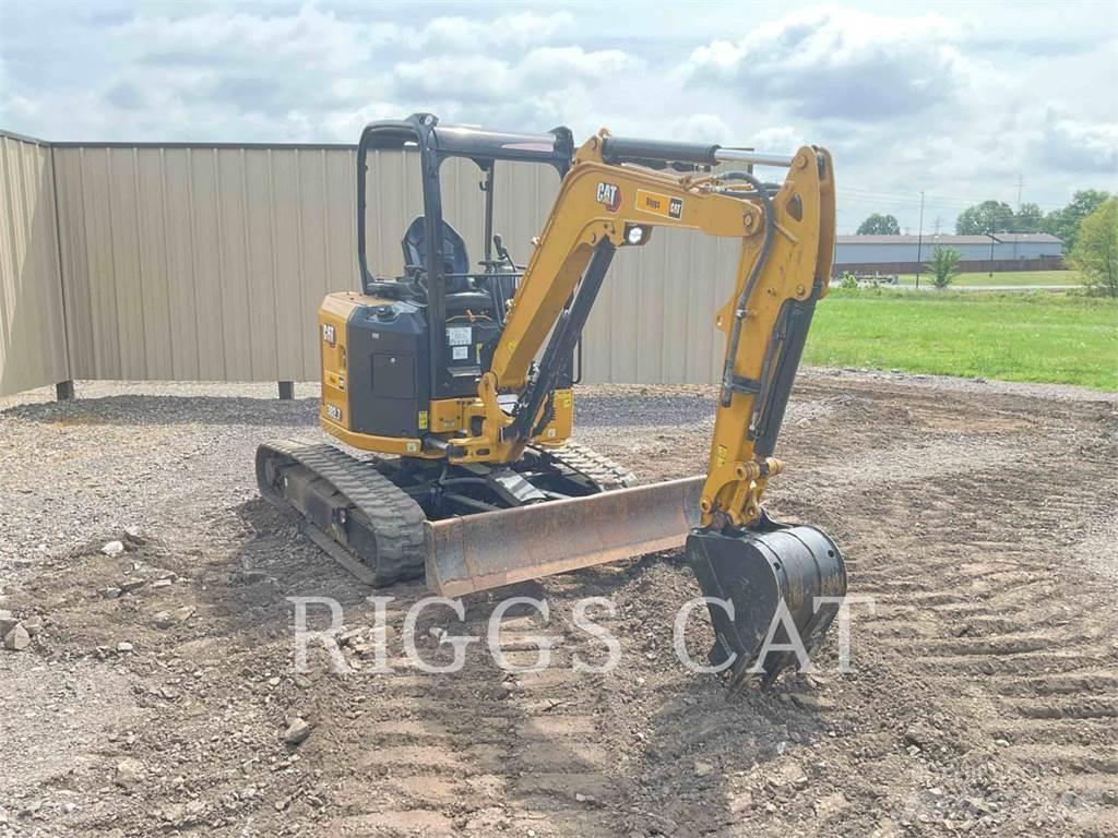 CAT 302.7 Lánctalpas kotrók