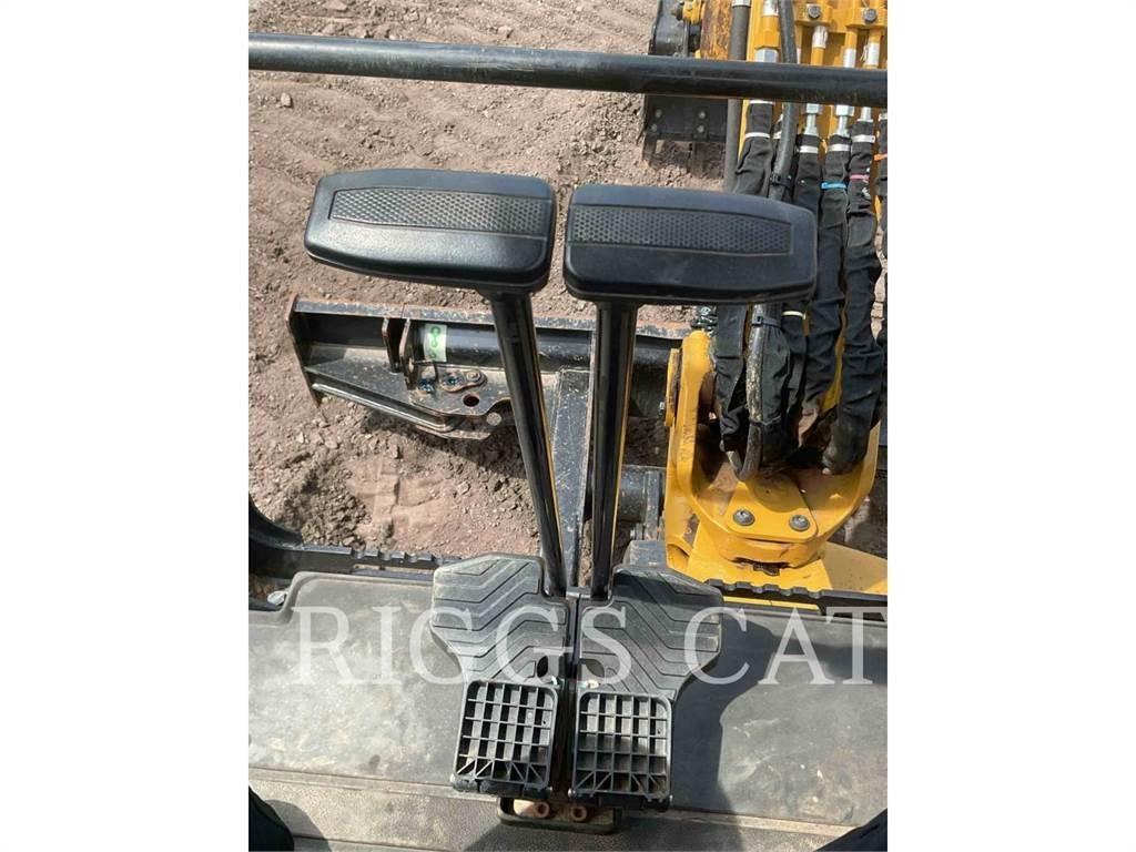 CAT 302.7 Lánctalpas kotrók