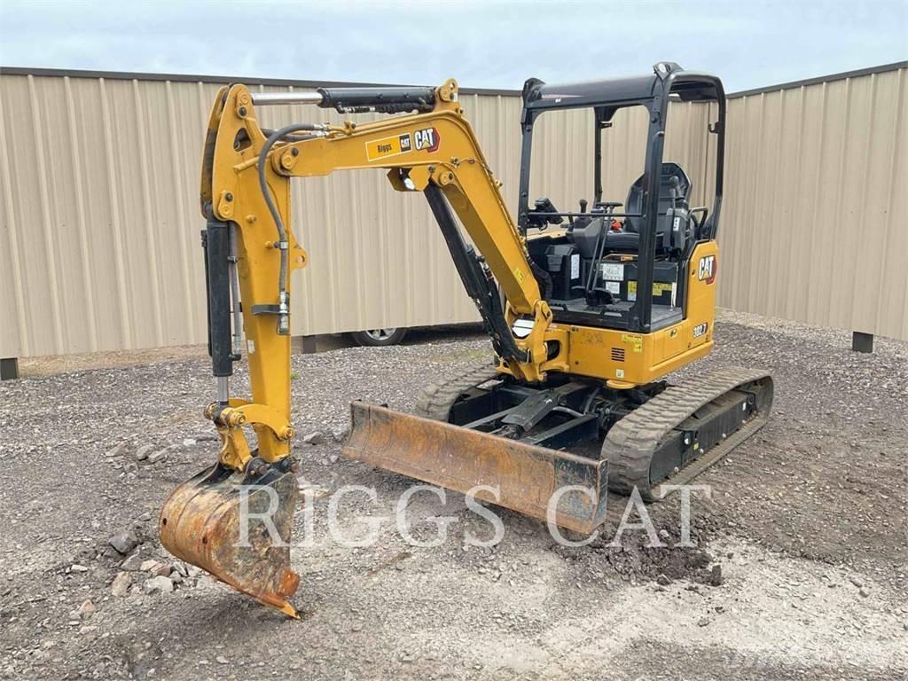 CAT 302.7 Lánctalpas kotrók