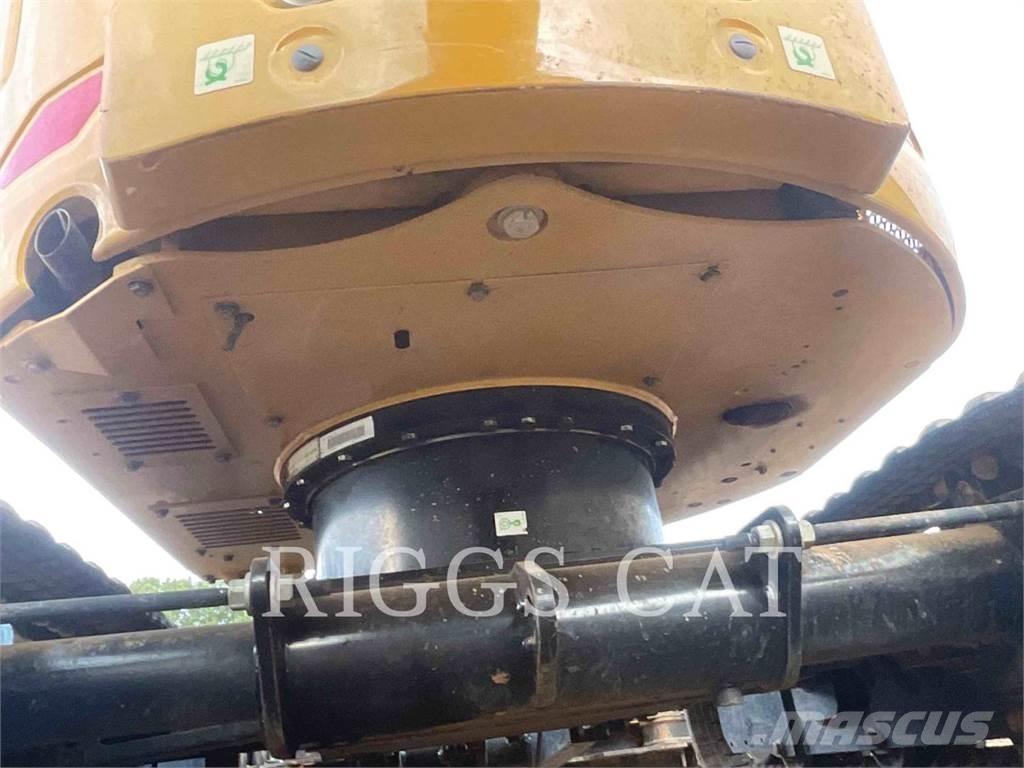 CAT 302.7 Lánctalpas kotrók