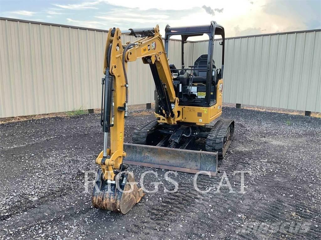 CAT 302.7 Lánctalpas kotrók