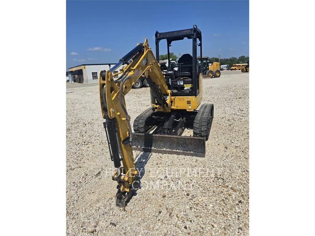 CAT 302.7-07LO Lánctalpas kotrók
