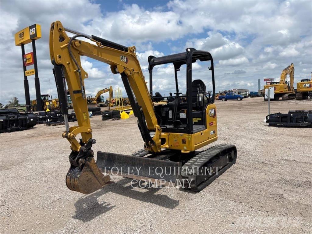 CAT 302.7-07LO Lánctalpas kotrók