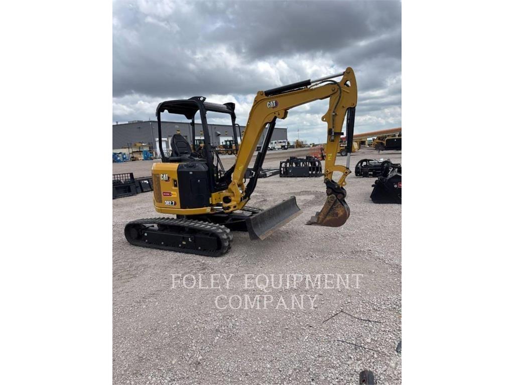 CAT 302.7-07LO Lánctalpas kotrók