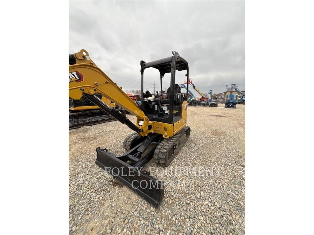 CAT 302.7-07LO Lánctalpas kotrók