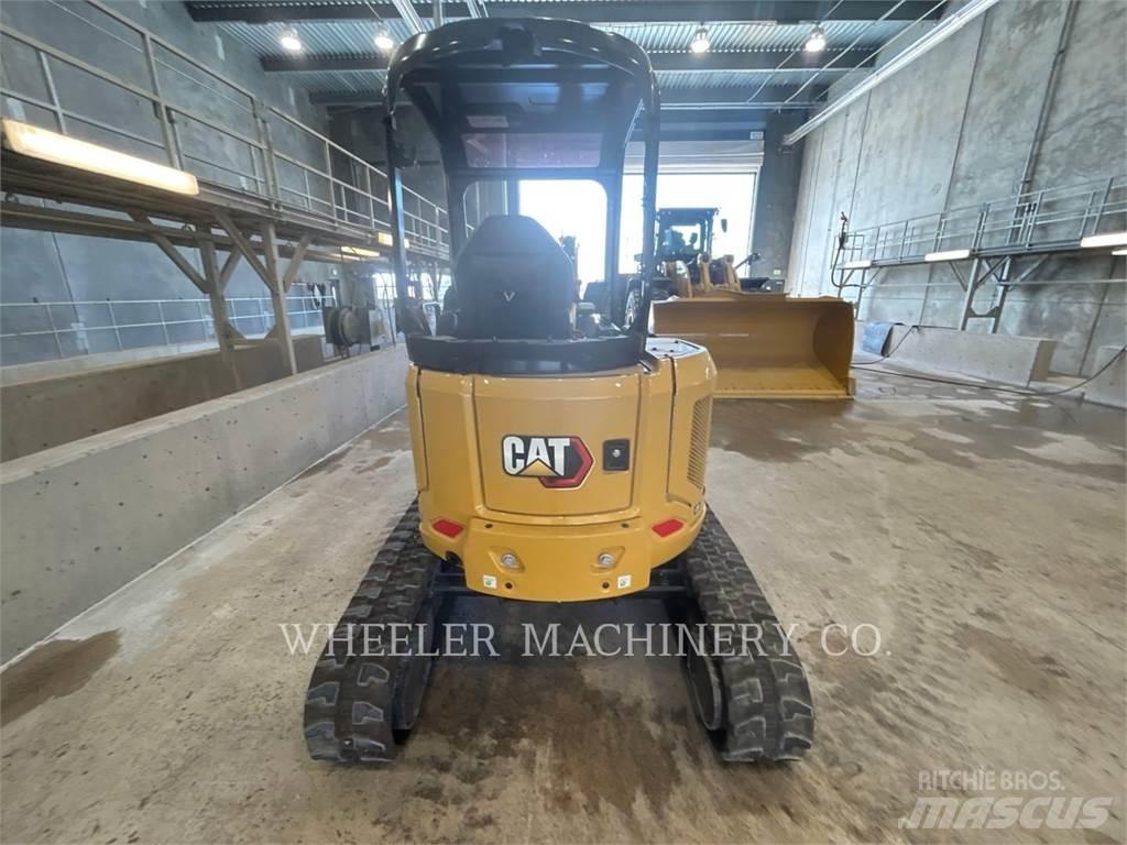 CAT 302.7 C1 Lánctalpas kotrók