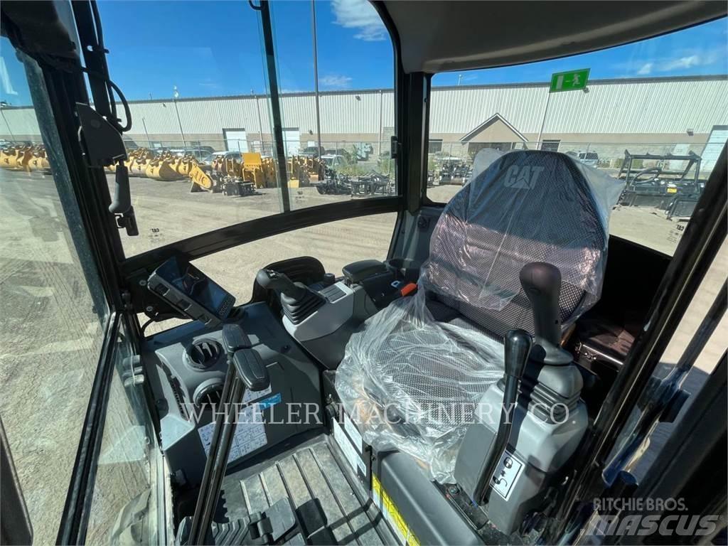 CAT 302.7 C3 Lánctalpas kotrók