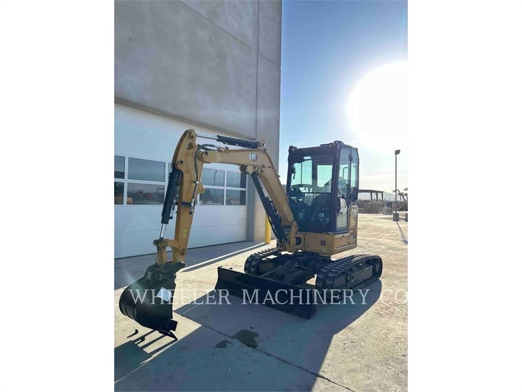 CAT 302.7 C3 Lánctalpas kotrók