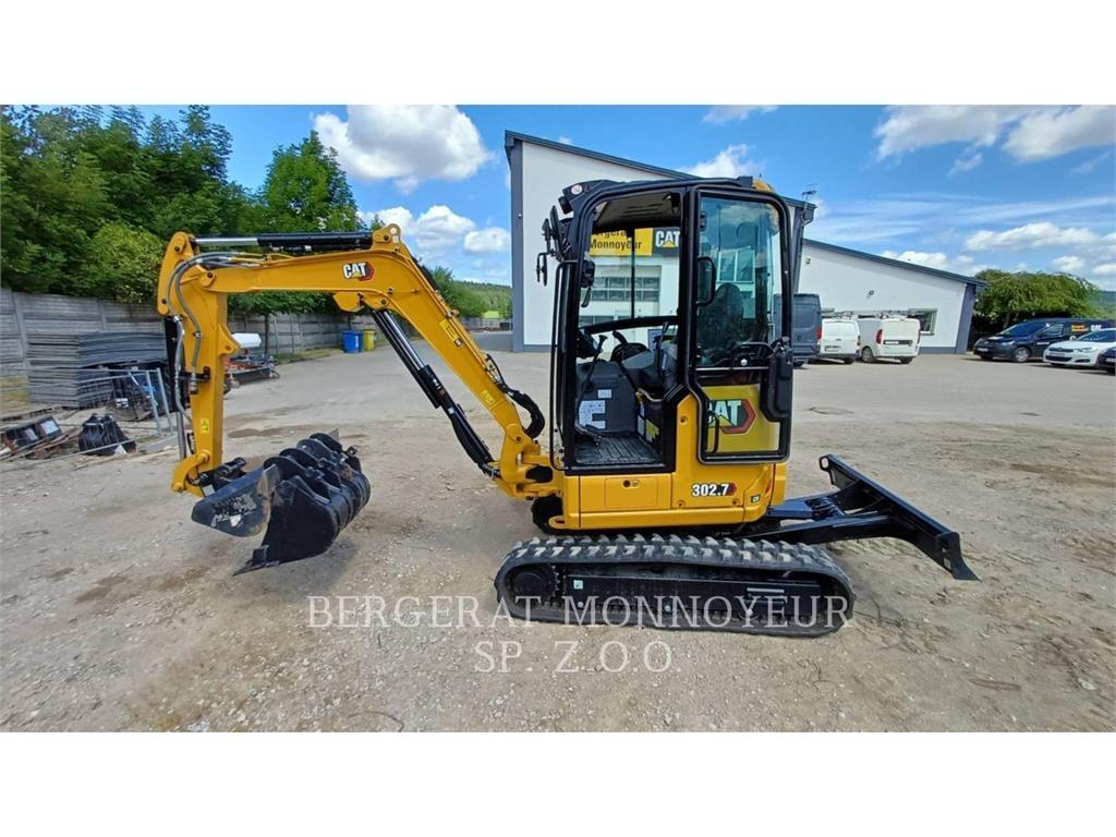 CAT 302.7CR Lánctalpas kotrók