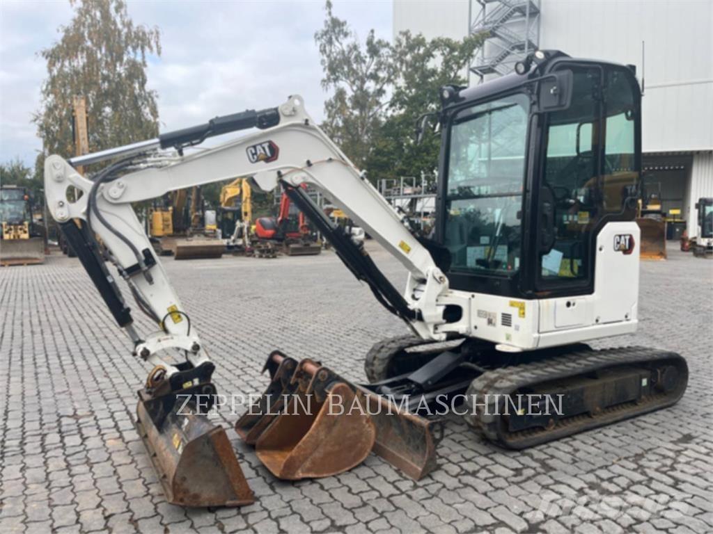 CAT 302.7CR-07 Lánctalpas kotrók