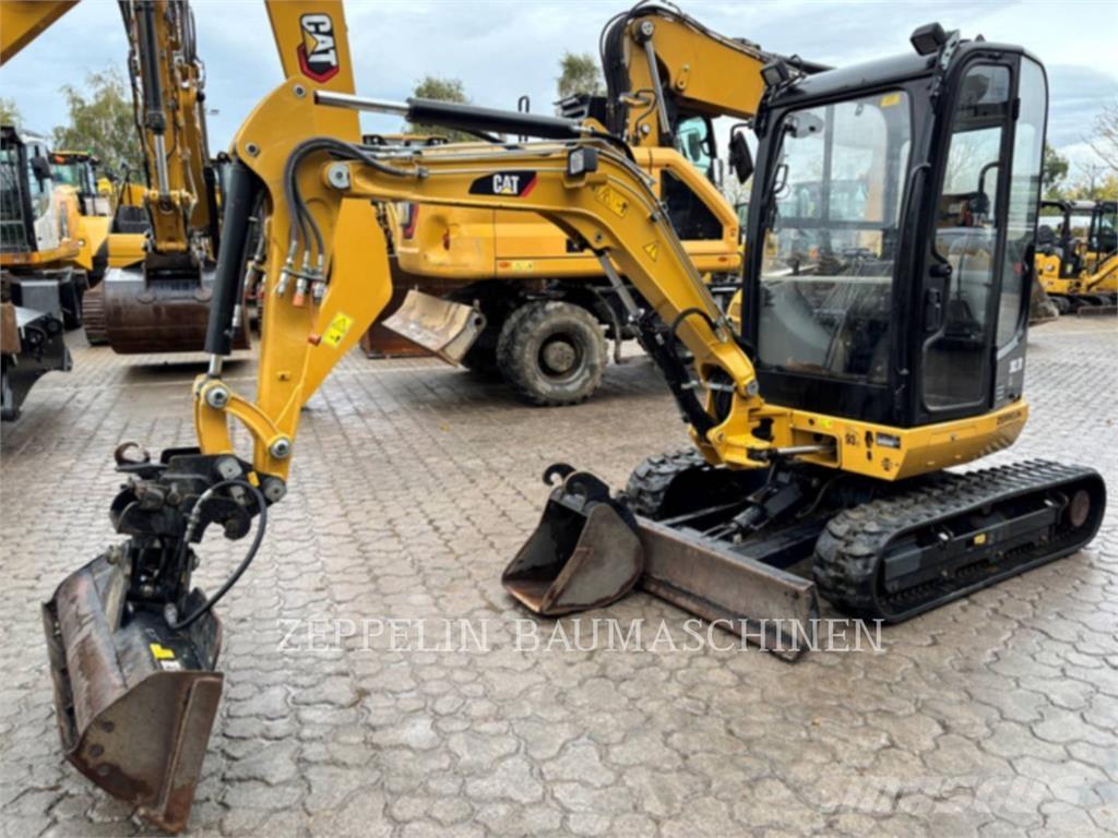 CAT 302.7D Lánctalpas kotrók