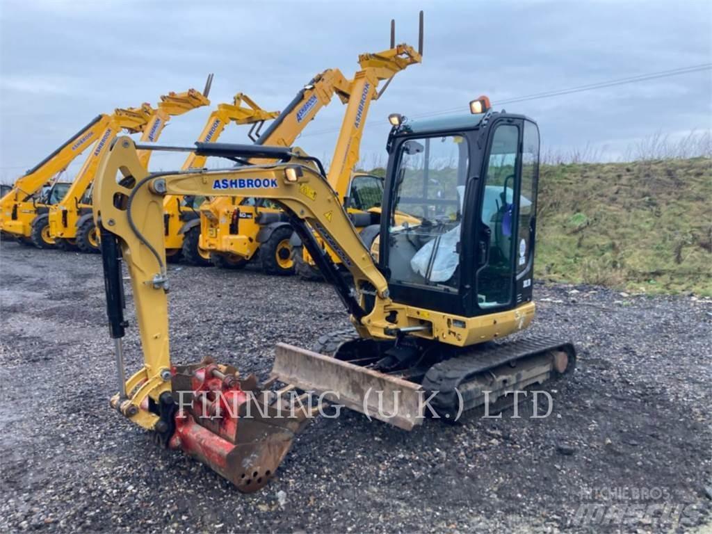 CAT 302.7D CAB Lánctalpas kotrók