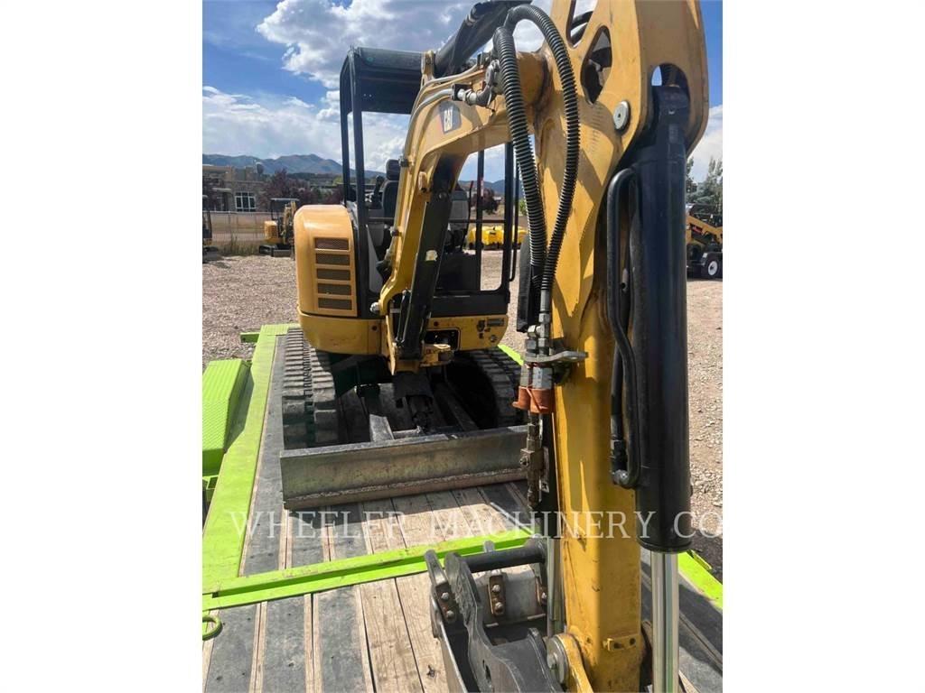 CAT 302.7DC1TH Lánctalpas kotrók