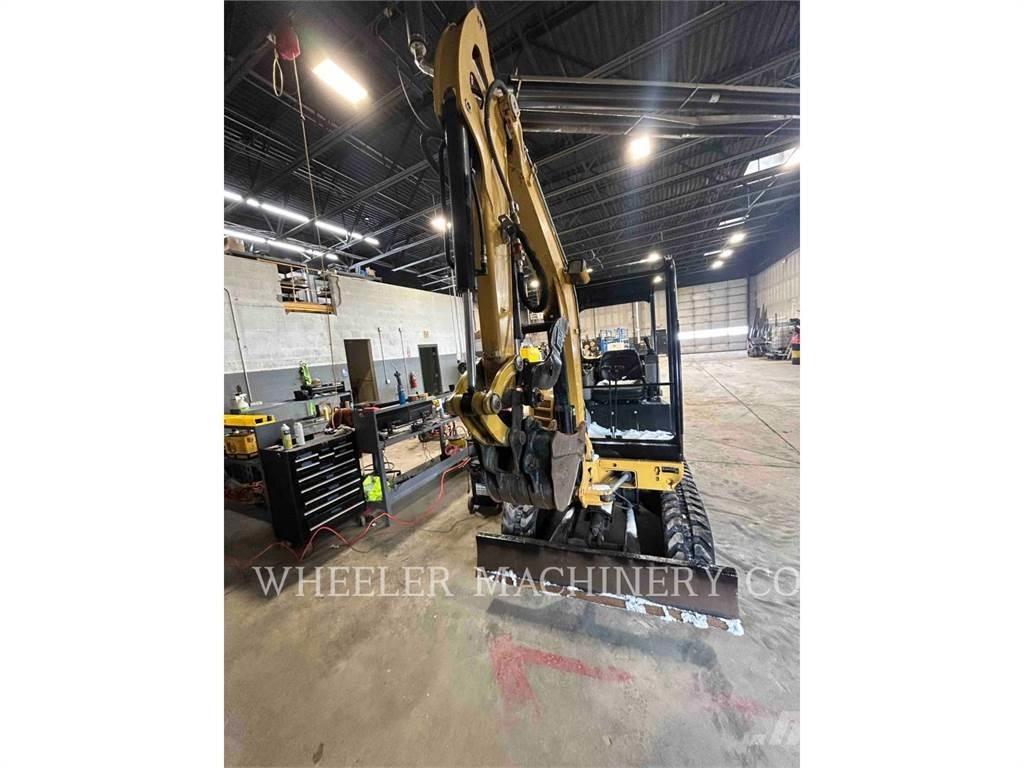 CAT 302.7DC1TH Lánctalpas kotrók