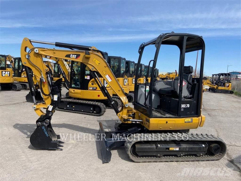CAT 302.7DC1TH Lánctalpas kotrók