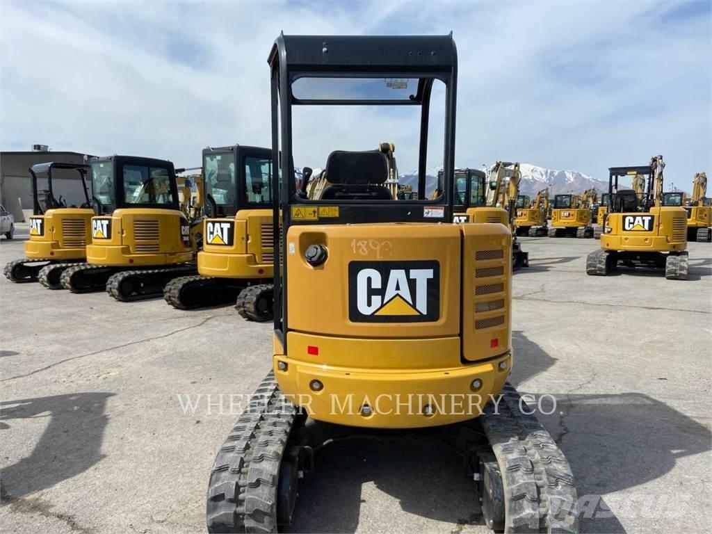 CAT 302.7DC1TH Lánctalpas kotrók