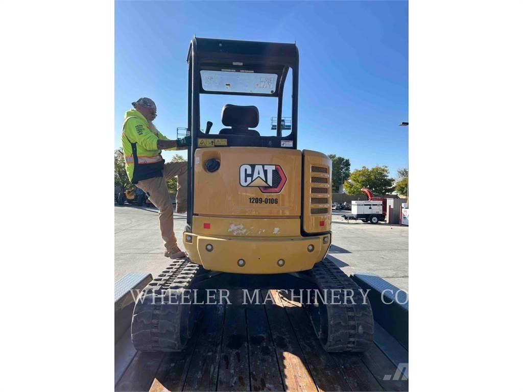 CAT 302.7DC1TH Lánctalpas kotrók