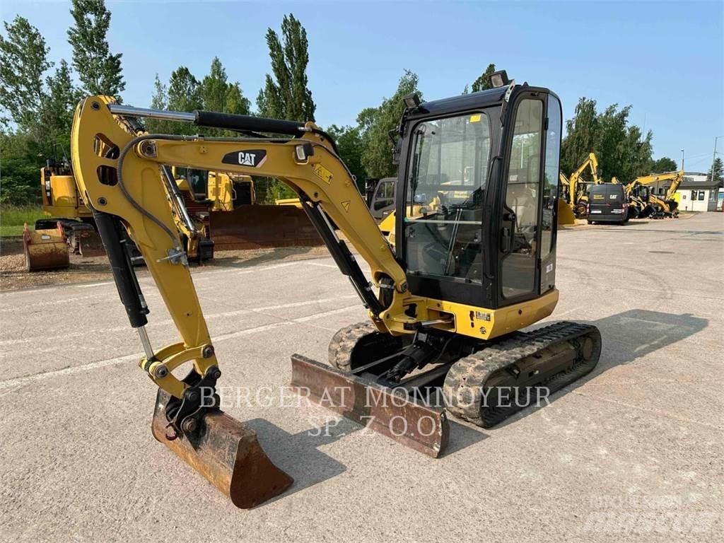 CAT 302.7DCR Lánctalpas kotrók
