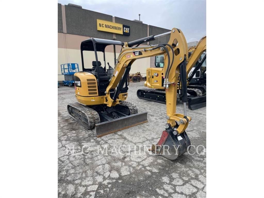 CAT 302.7DCRCN Lánctalpas kotrók