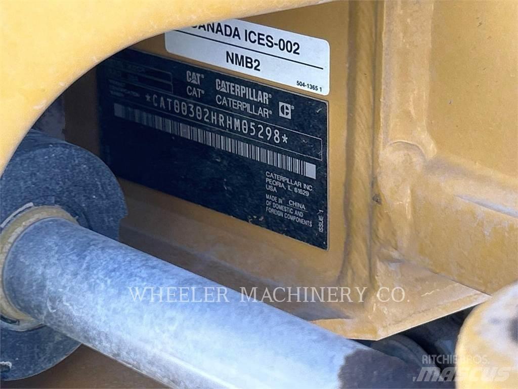 CAT 302 C3 Lánctalpas kotrók