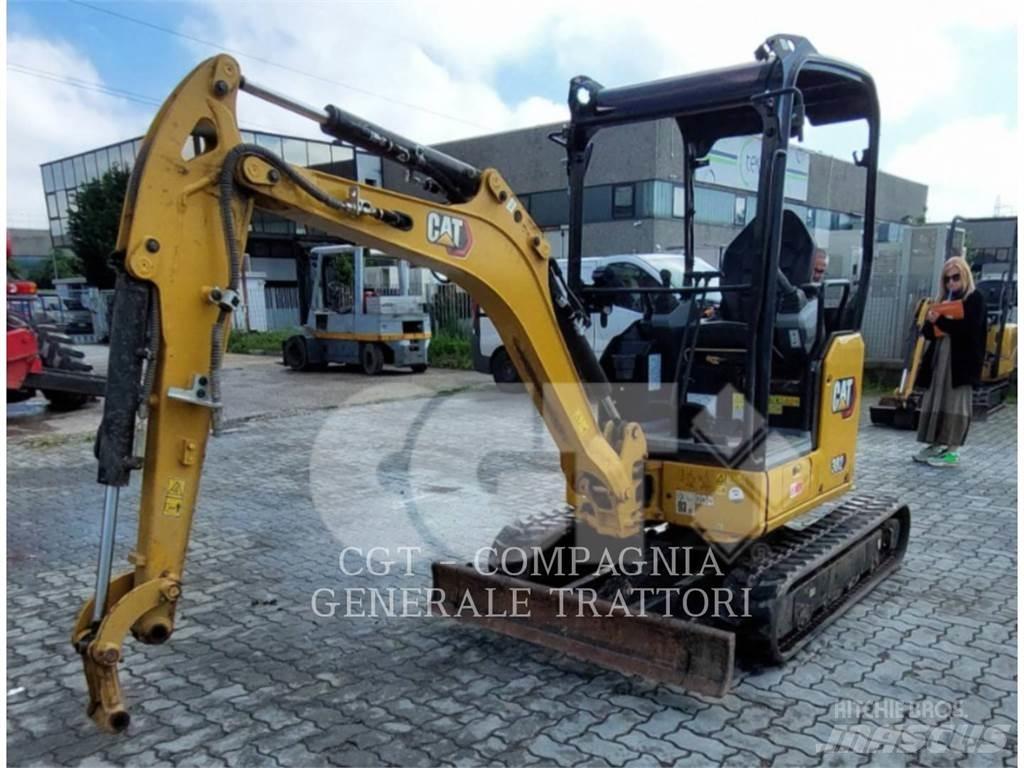 CAT 302 CR Lánctalpas kotrók