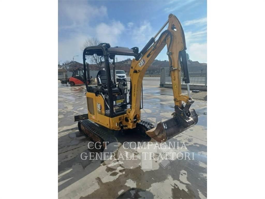 CAT 302 CR Lánctalpas kotrók