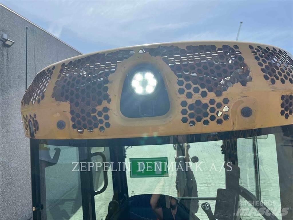 CAT 30205CR Lánctalpas kotrók