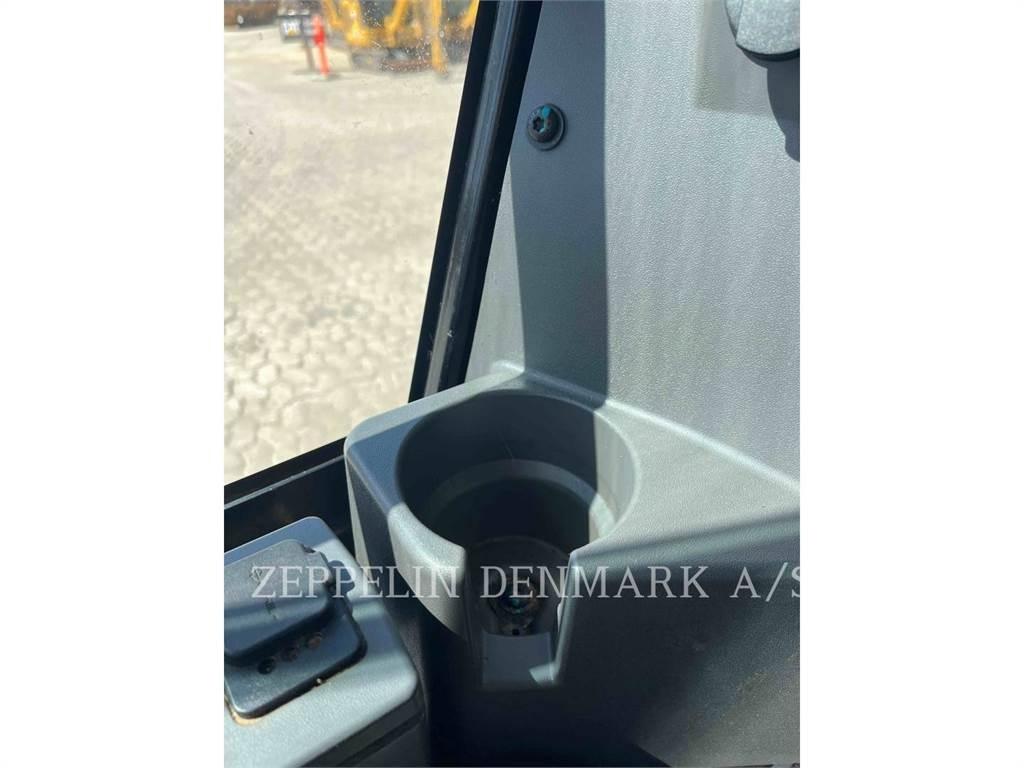CAT 30205CR Mini kotrók < 7t