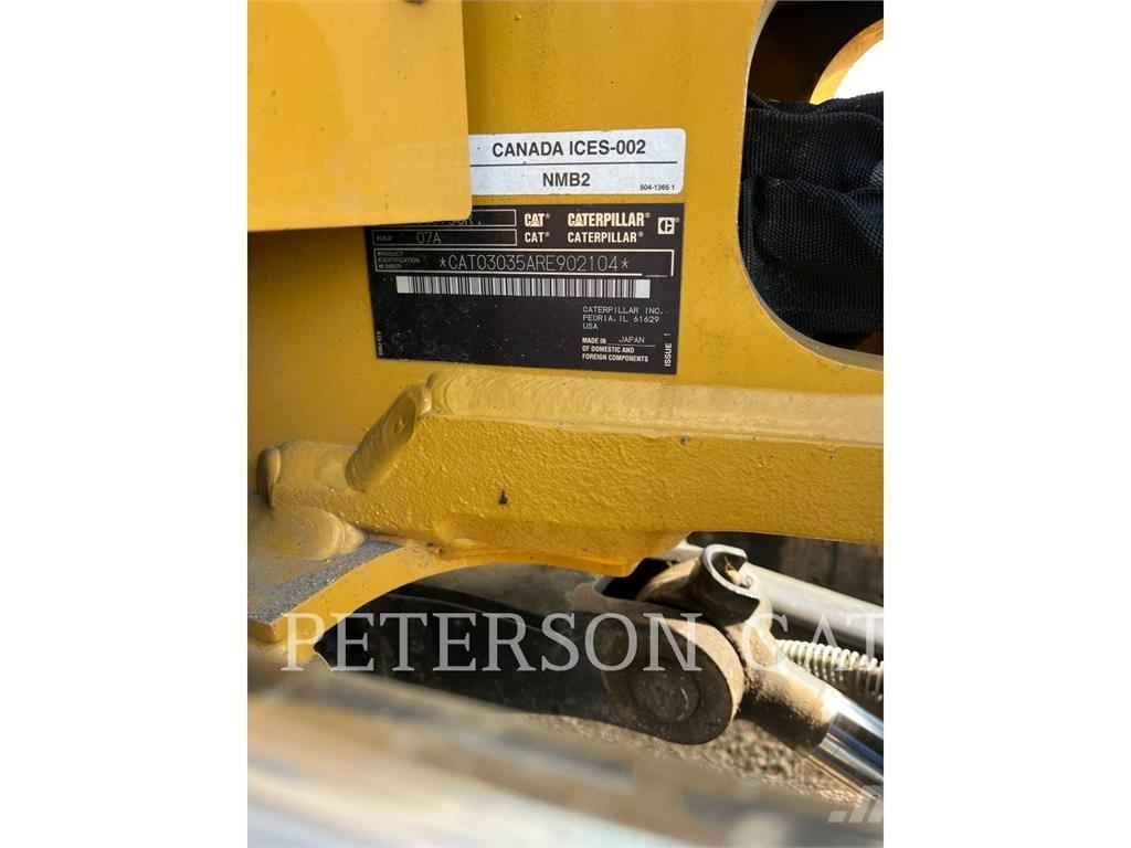 CAT 303.5 Lánctalpas kotrók