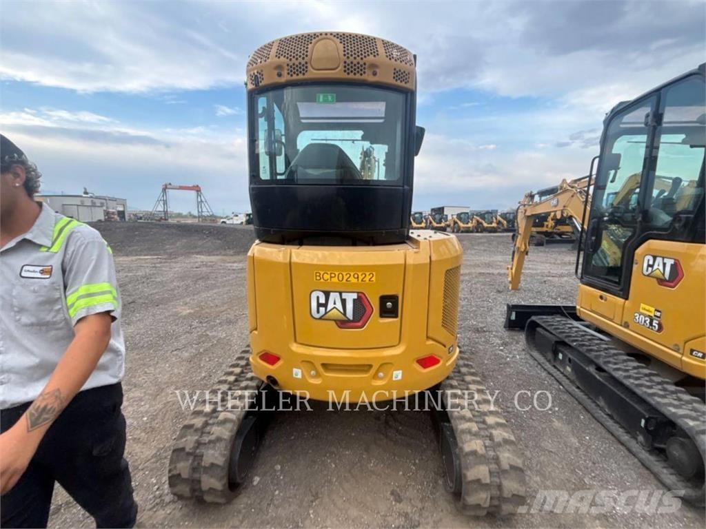CAT 303.5 C3 Lánctalpas kotrók