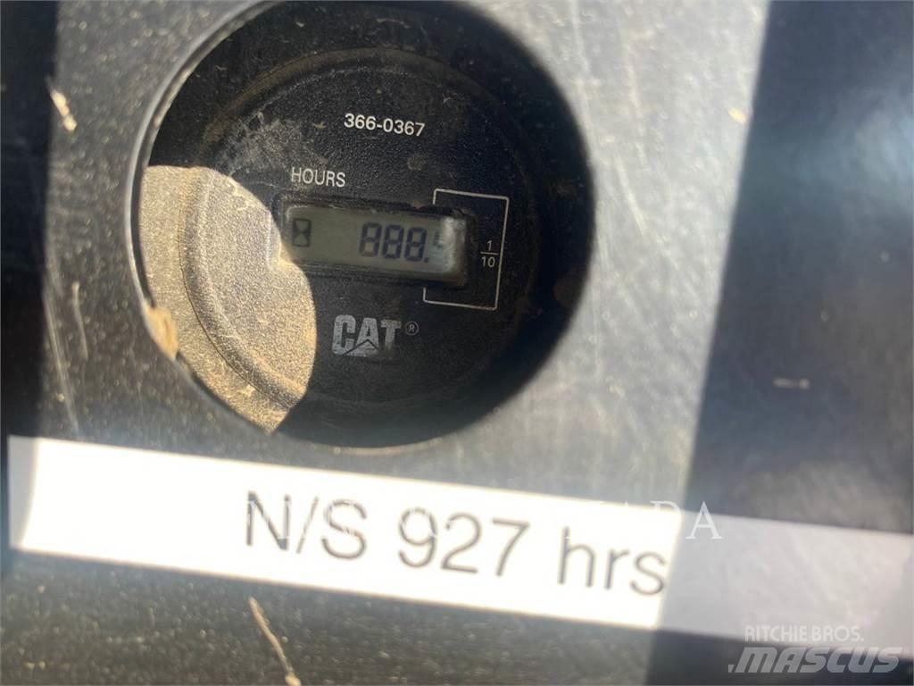CAT 303.5 E2 Lánctalpas kotrók