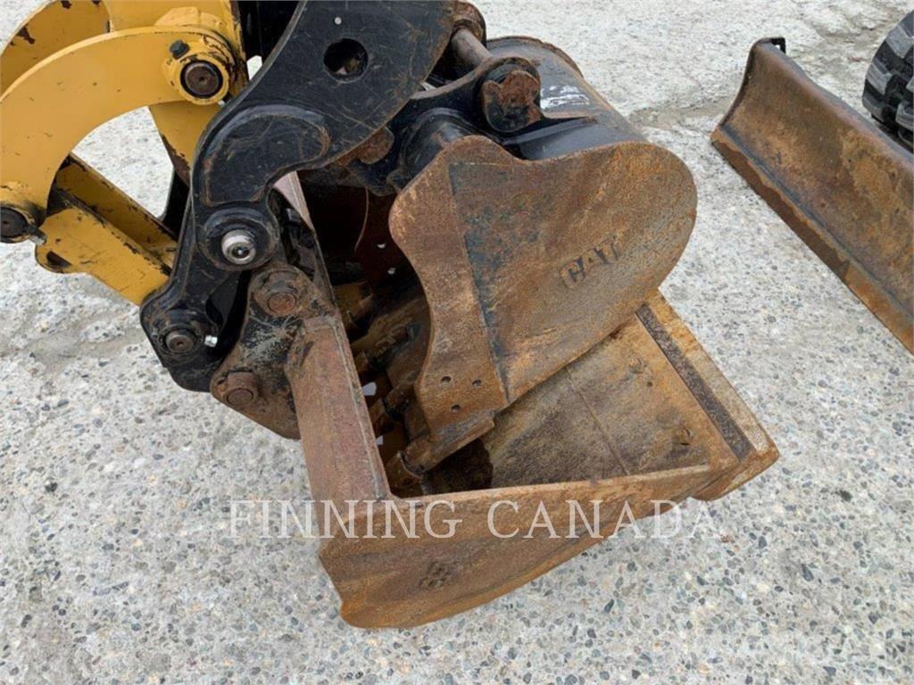 CAT 303.5 E2 Lánctalpas kotrók