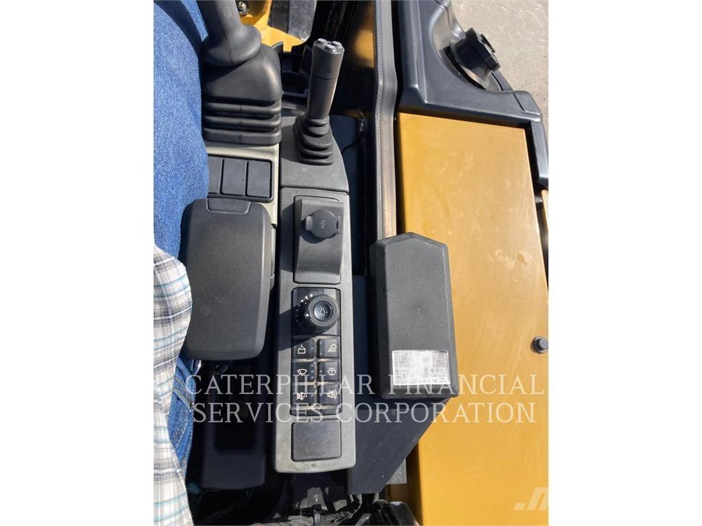CAT 303.507CR Lánctalpas kotrók