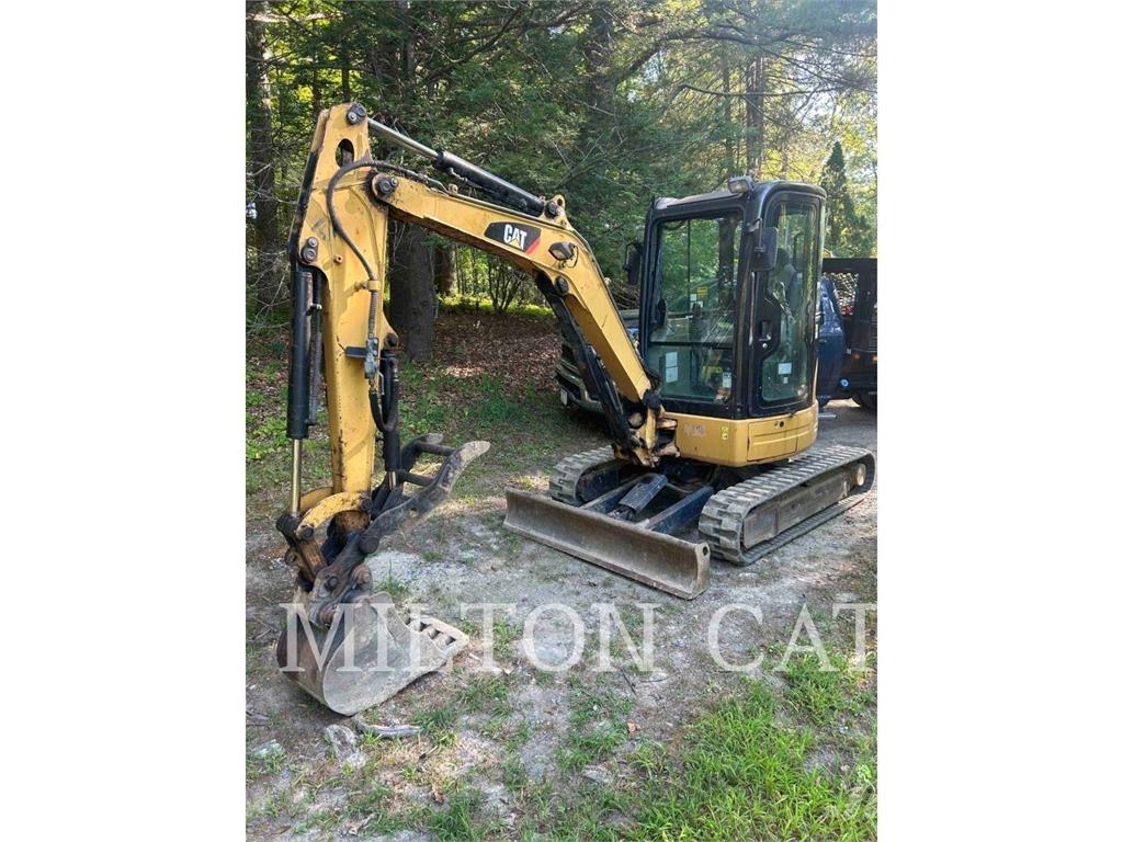 CAT 303.5DCR Lánctalpas kotrók