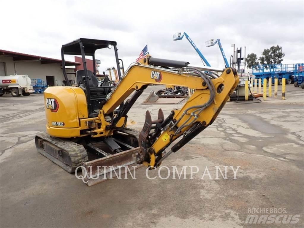 CAT 303.5E2 Lánctalpas kotrók