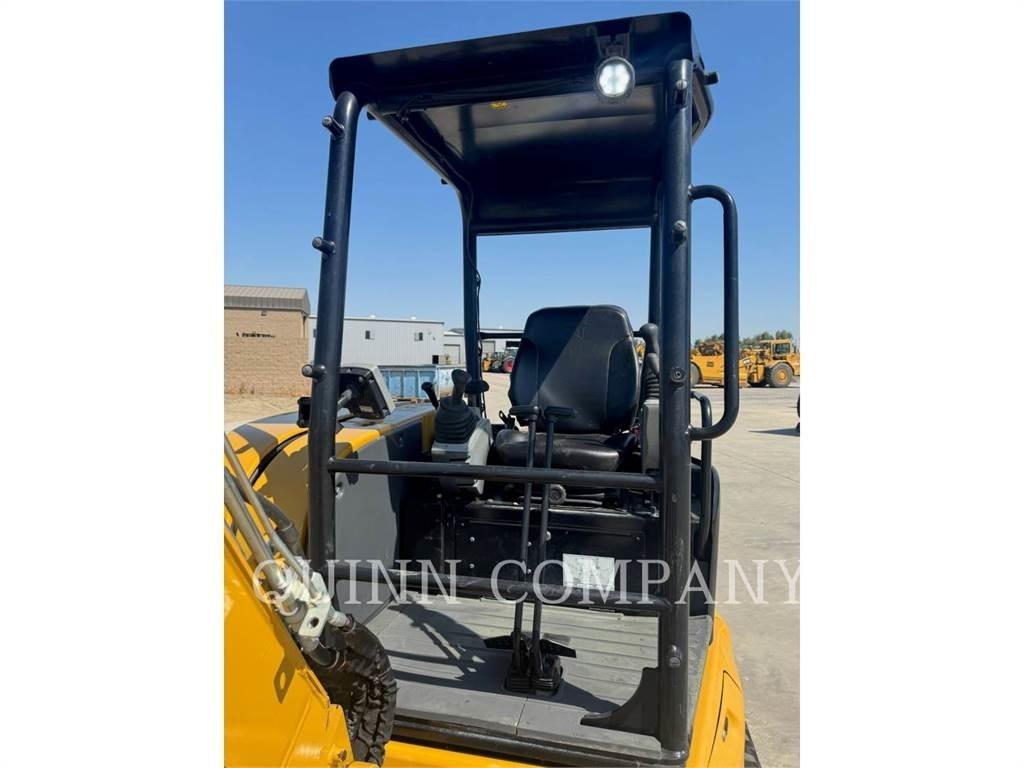 CAT 303.5E2 Lánctalpas kotrók