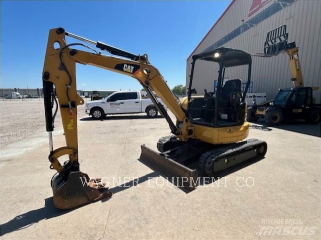 CAT 303.5E2 Lánctalpas kotrók