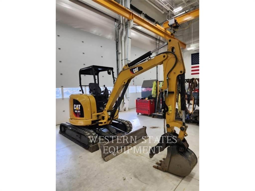 CAT 303.5E2 Lánctalpas kotrók