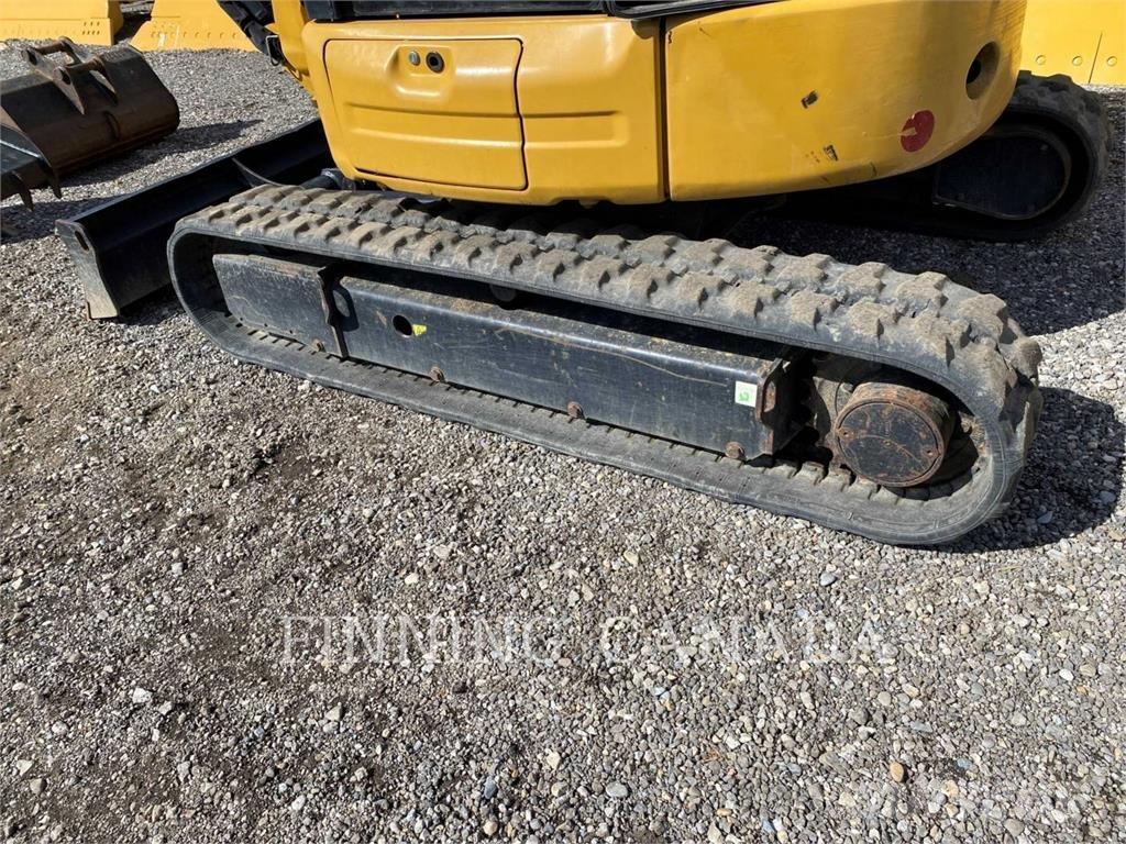 CAT 303.5E2 Lánctalpas kotrók