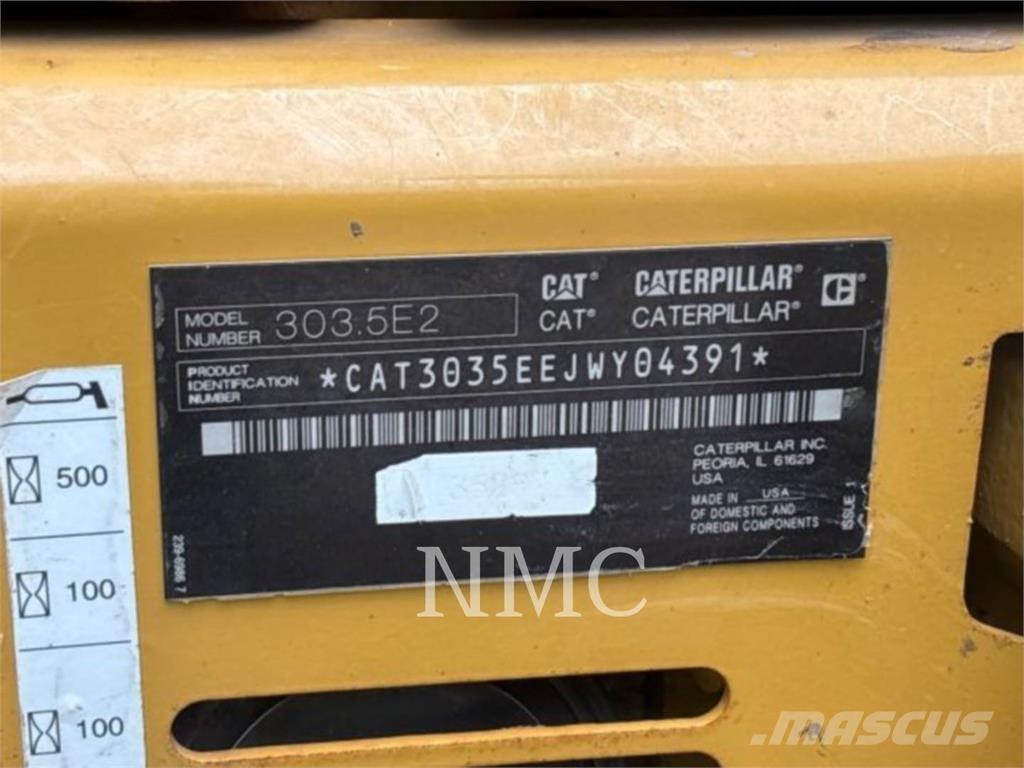 CAT 303.5E2 Lánctalpas kotrók