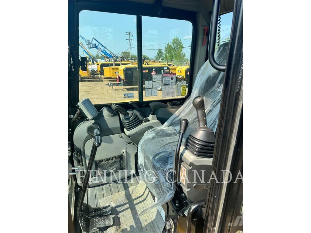 CAT 303.5E2 Lánctalpas kotrók