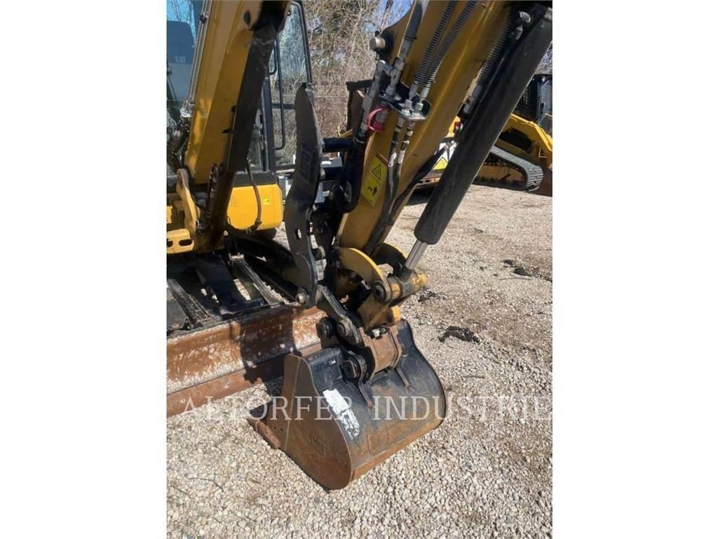CAT 303.5E2 CR Lánctalpas kotrók